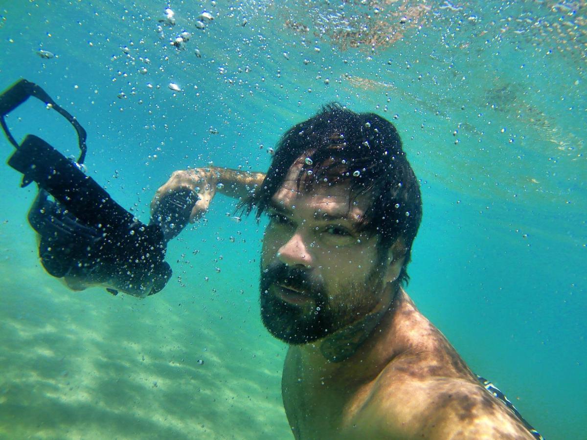 Genesis Beach Hostel! Quartos Compartilhados E Privativos Na Pinheira Пальоса Экстерьер фото