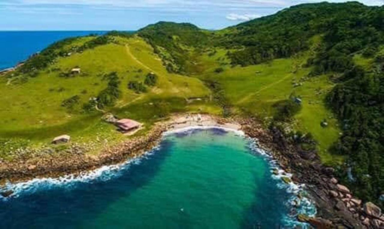 Genesis Beach Hostel! Quartos Compartilhados E Privativos Na Pinheira Пальоса Экстерьер фото